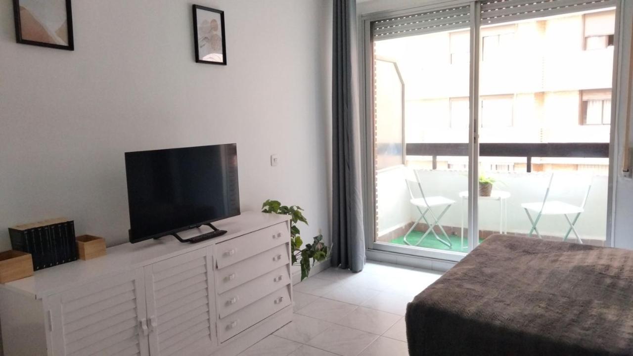 Triana Fenix Appartement Sevilla Buitenkant foto